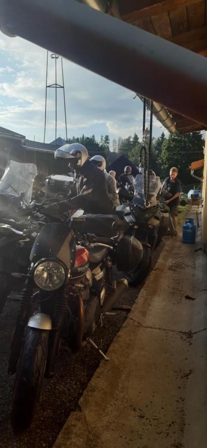 ホテル Penzion U Draci Skaly Svojse エクステリア 写真